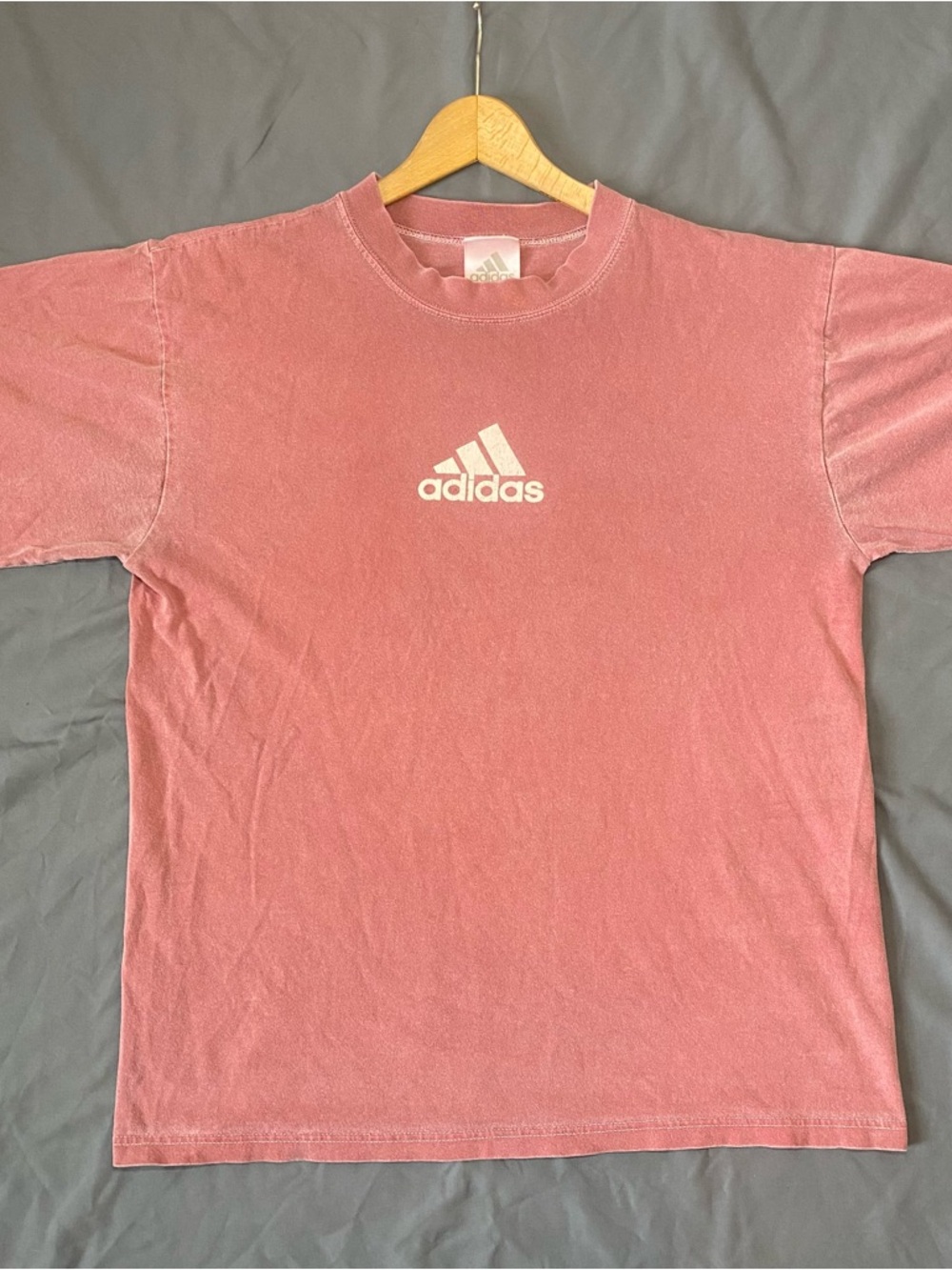 Adidas Logo T Shirt Men’s Small Pink Salmon Faded Made In Canada Vintage Style